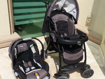 Selling: Chicco Stroller and Car Seat (Travel System)