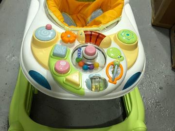 Selling: Weina baby walker 