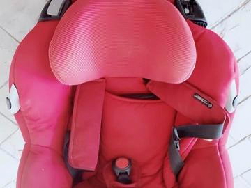Selling: Baby Car seats
