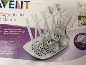 Selling: AVENT ITEMS