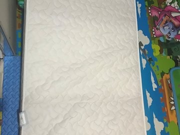 Selling: Mattress (Mamas & Papas)