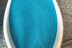 Selling: Bath Tub