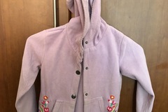 Selling: 7 Winter clothes for girls