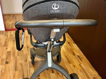 Selling: stroller and car seats