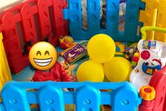 Selling: Plastic Play Fence