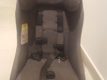 Selling: CLEK car seat