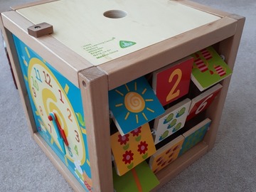 Selling: Learning Cube for Toddlers