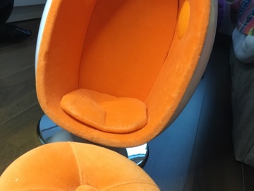 Selling: Egg chair for AGD dolls 