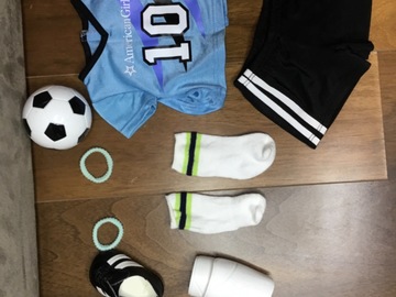 Selling: Football outfit for AGD doll