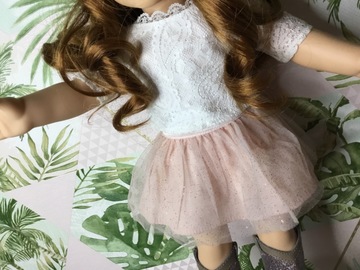 Selling: Going out outfit for and doll 