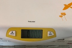 Selling: Baby scale 