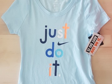 Selling: Nike Girls Tee 6-7 yrs (brand new w/tag)