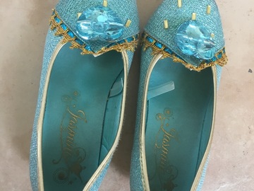 Selling: Disney Princess shoes size EUR 28