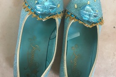 Selling: Disney Princess shoes size EUR 28