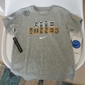 Selling: Nike Boys GLOW IN THE DARK Tee (see pics) 6-7Yrs. Brand new.