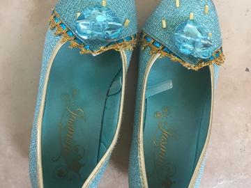 Selling: Disney shoes for kids 