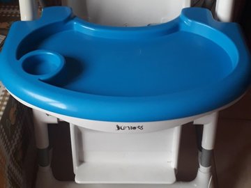 Selling: Baby Feeding Chair for Sale