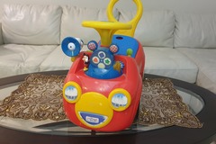 Selling: Mickey Mouse car for toddlers