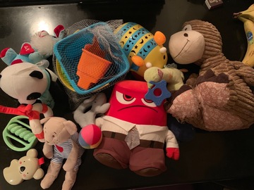 Selling: Multiple toys for sell