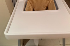 Selling: Baby chair w cushion 