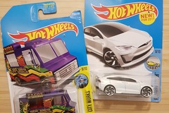 Selling: 2 new Hot Wheels toys