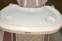 Selling: High chair