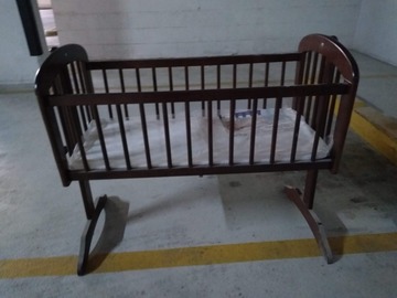 Selling: Brown Giggle Crib