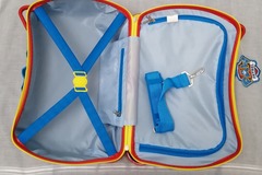 Selling: Kids Trunki