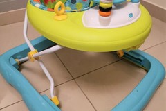 Selling: Baby Walker