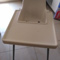 Selling: High chair 