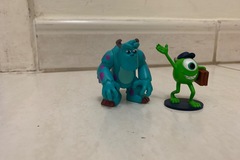 Selling: Small figures 