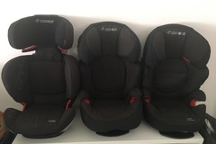 Selling: Immaculate Maxi cosi car seats
