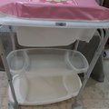 Selling: Changing table+bath tub