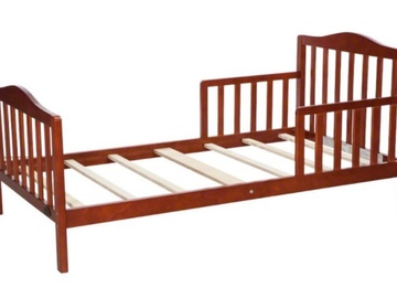 Selling: Kids bed