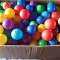Selling: 400pcs plastic balls 
