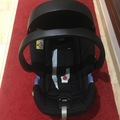 Selling: Mamas and papas car seat