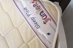 Selling: Kids bed