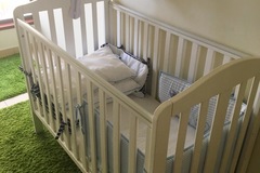 Selling: Baby bed. With Mattress. NEW