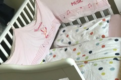 Selling: Baby crib